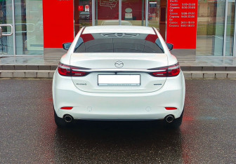 Подержанный автомобиль Mazda 6 Sedan 2021 года (6 фото)