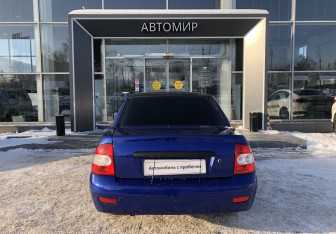 Подержанный автомобиль LADA (ВАЗ) Priora Sedan 2010 года (6 фото)