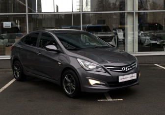 Подержанный автомобиль Hyundai Solaris Sedan 2016 года (3 фото)