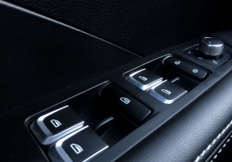 Подержанный автомобиль Geely Coolray 2020 года (13 фото)