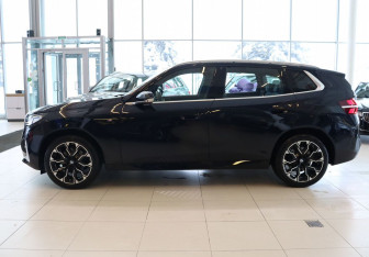 Новый BMW X3 2025 (9 фото)