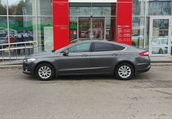 Подержанный автомобиль Ford Mondeo Sedan 2016 года (8 фото)