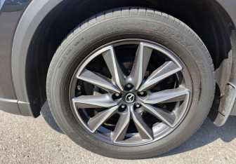 Подержанный автомобиль Mazda CX-5 2017 года (10 фото)