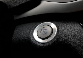 Подержанный автомобиль Hyundai Elantra Sedan 2017 года (16 фото)