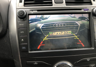 Подержанный автомобиль Toyota Corolla Sedan 2010 года (15 фото)