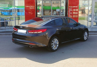 Подержанный автомобиль Kia Optima Sedan 2016 года (5 фото)