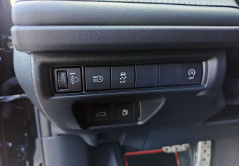 Подержанный автомобиль Toyota Camry Sedan 2024 года (19 фото)