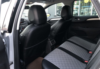 Подержанный автомобиль Citroen C4 Hatchback 2012 года (11 фото)