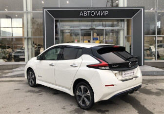 Подержанный автомобиль Nissan Leaf 2018 года (5 фото)