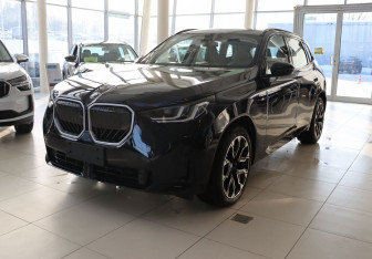 Новый BMW X3 2025 (2 фото)