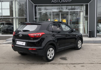 Подержанный автомобиль Hyundai Creta 2018 года (5 фото)