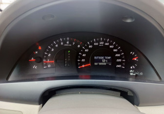 Подержанный автомобиль Toyota Camry Sedan 2007 года (12 фото)