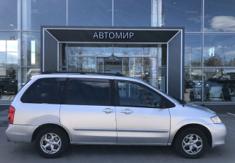 Подержанный автомобиль Mazda MPV 2002 года (4 фото)
