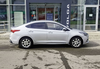 Подержанный автомобиль Hyundai Solaris Sedan 2019 года (4 фото)