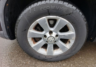 Подержанный автомобиль Volkswagen Tiguan 2010 года (10 фото)