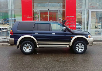 Подержанный автомобиль Mitsubishi Pajero Sport 2002 года (4 фото)