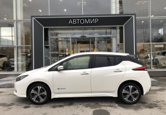 Подержанный автомобиль Nissan Leaf 2018 года (8 фото)