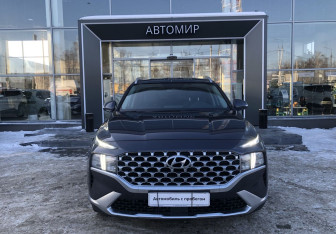 Подержанный автомобиль Hyundai Santa Fe 2021 года (2 фото)