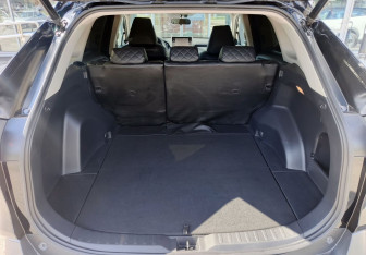Подержанный автомобиль Toyota RAV4 2020 года (12 фото)
