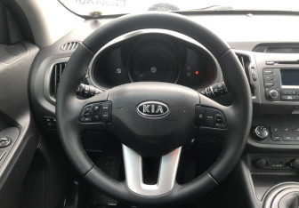 Подержанный автомобиль Kia Sportage 2012 года (12 фото)