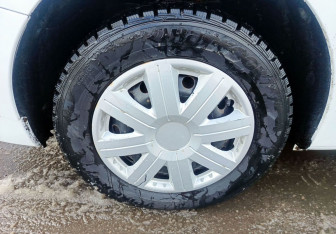 Подержанный автомобиль Renault Kangoo 2010 года (10 фото)