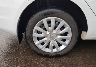 Подержанный автомобиль LADA (ВАЗ) Vesta Wagon 2018 года (12 фото)