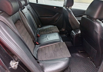 Подержанный автомобиль Volkswagen Passat Sedan 2006 года (14 фото)