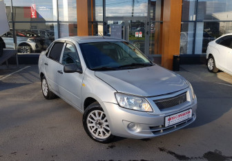 Подержанный автомобиль LADA (ВАЗ) Granta Sedan 2014 года (3 фото)