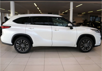 Новый Toyota Highlander 2026 (8 фото)