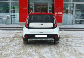 Подержанный автомобиль Kia Soul 2017 года (6 фото)