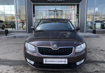 Подержанный автомобиль Skoda Octavia Liftback 2014 года (2 фото)