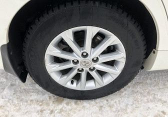 Подержанный автомобиль Toyota Camry Sedan 2016 года (15 фото)