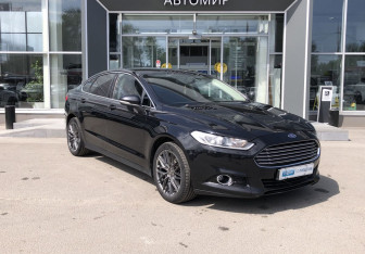 Подержанный автомобиль Ford Mondeo Sedan 2015 года (3 фото)