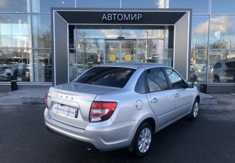 Подержанный автомобиль LADA (ВАЗ) Granta Sedan 2022 года (5 фото)
