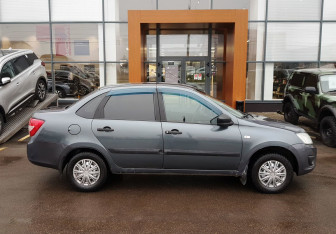 Подержанный автомобиль LADA (ВАЗ) Granta Sedan 2016 года (4 фото)