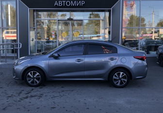 Подержанный автомобиль Kia Rio Sedan 2020 года (8 фото)