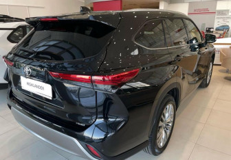 Новый Toyota Highlander 2024 (4 фото)