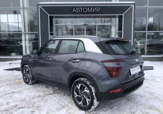 Подержанный автомобиль Hyundai Creta 2021 года (7 фото)