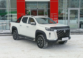 Подержанный автомобиль Changan Hunter Plus 2023 года (3 фото)