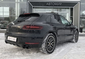 Подержанный автомобиль Porsche Macan 2014 года (5 фото)