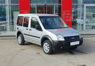 Подержанный автомобиль Ford Tourneo Connect Compactvan 2007 года (3 фото)