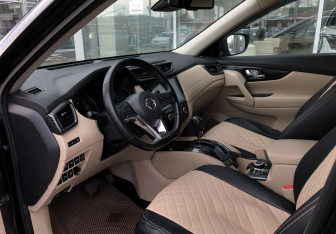 Подержанный автомобиль Nissan X-Trail 2019 года (9 фото)