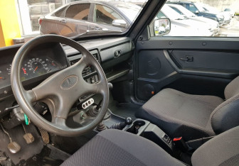 Подержанный автомобиль LADA (ВАЗ) 2121 (4x4) 2017 года (11 фото)