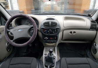 Подержанный автомобиль LADA (ВАЗ) Kalina Wagon 2008 года (11 фото)