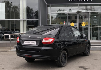 Подержанный автомобиль LADA (ВАЗ) Granta Liftback 2015 года (5 фото)
