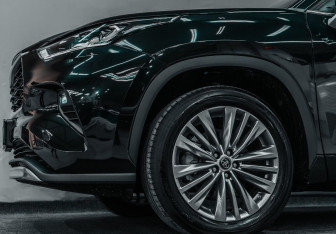 Новый Toyota Highlander 2025 (2 фото)