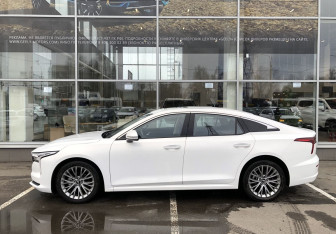 Подержанный автомобиль FAW Bestune B70 2023 года (8 фото)