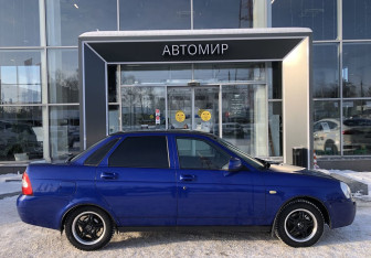 Подержанный автомобиль LADA (ВАЗ) Priora Sedan 2010 года (4 фото)