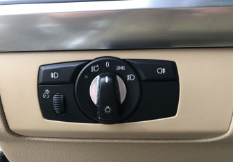 Подержанный автомобиль BMW X5 2008 года (19 фото)