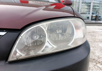 Подержанный автомобиль Kia Spectra Sedan 2008 года (9 фото)